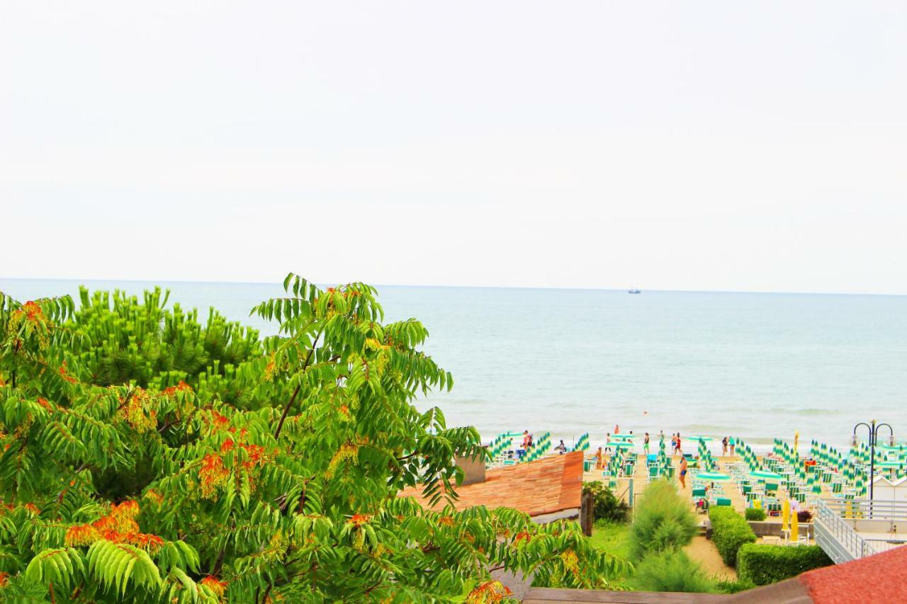 Hotel Laguna Lido di Jesolo Exterior foto